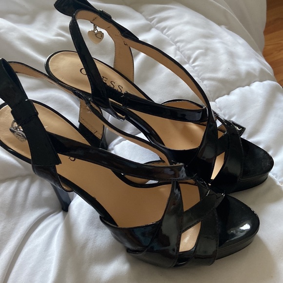 COPY - Guess size 6 heels - Picture 2 of 2